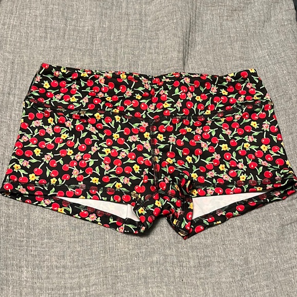 Fleo Pants - LIKE NEW FLEO SHORTS